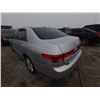 Image 4 : HONDA ACCORD 2004 T