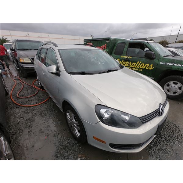 VOLKS JETTA 2011 O/S T-DONATION