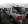 Image 4 : FORD EXPLORER 2004 T-DONATION