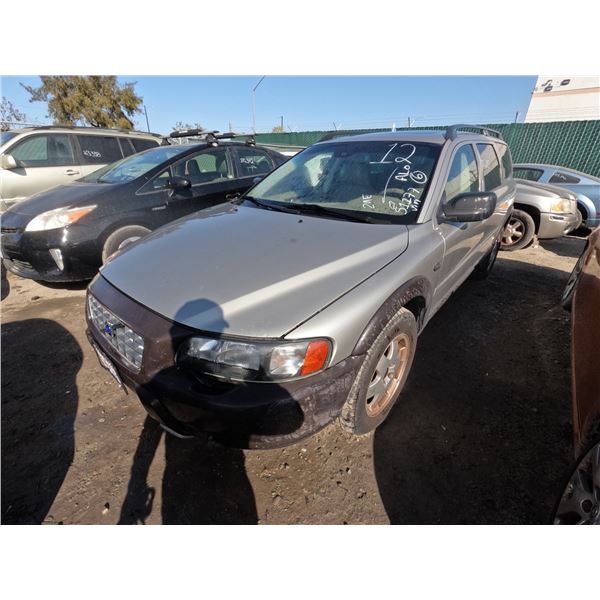 VOLVO XC70 2004 T-DONATION