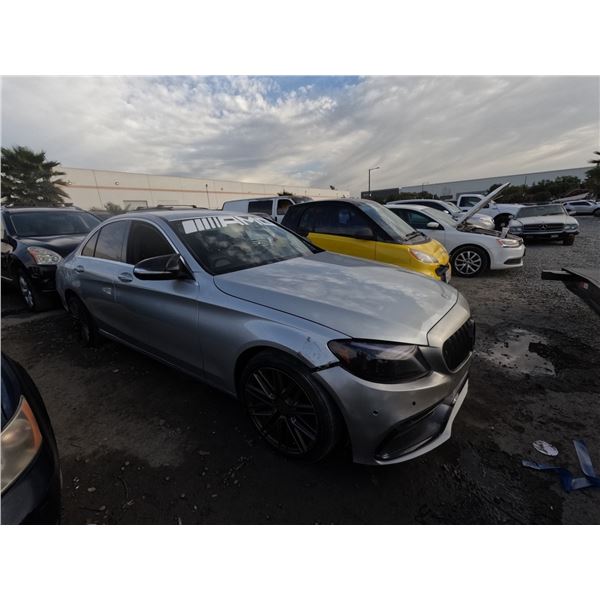 MERZ C-CLASS 2015 SALV/T