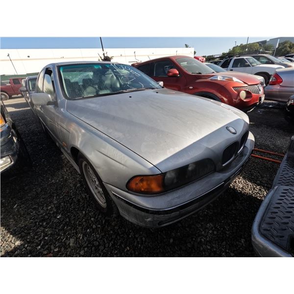 BMW 528I 2000 T-DONATION