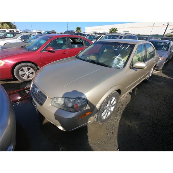 NISSAN MAXIMA 2002 T-DONATION