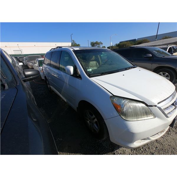HONDA ODYSSEY 2007 SALV T/DONATION