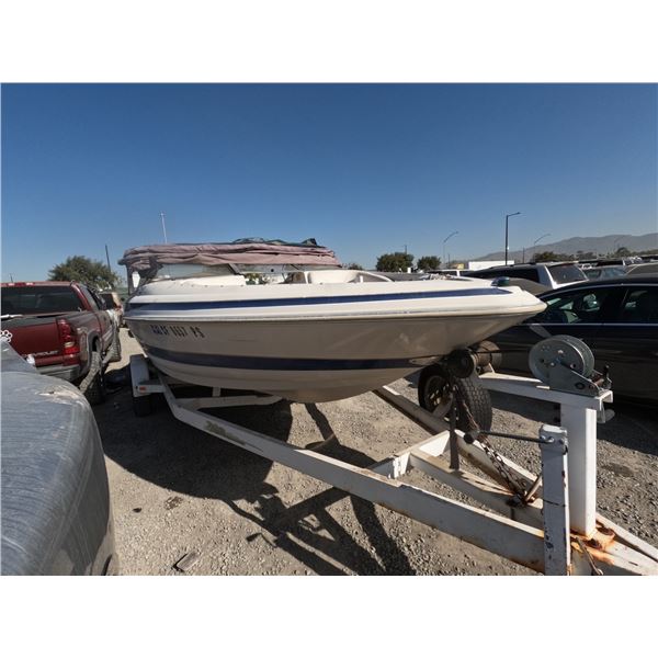 LARSON BOAT 2001 T-DONATION