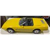 Image 2 : James Beam Yellow 1986 Corvette Convertible Pace Car China Decanter with Box - Empty