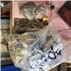 Image 7 : 3 Vintage Jewelry Boxes with Contents - Cuff Links, Nygard Chain, Tie Clips, Money Clips and More