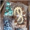 Image 3 : Over 200 Vintage and Retro Necklaces - Variety of Styles and Materials - Fashion and Costume Jewelry