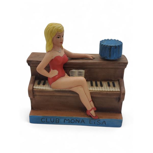 Vintage 1981 Captain Dugs "Club Mona Lisa - Brothel Series" - Empty Decanter