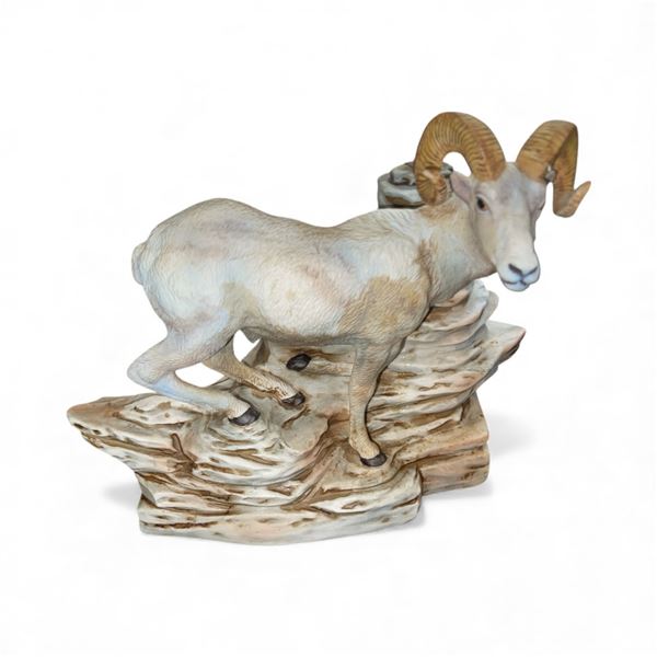 1977 Hoffman Originals - Bill Ohrmann " Dall Sheep" Porcelain Liquor Decanter - Empty - 10" long  x 