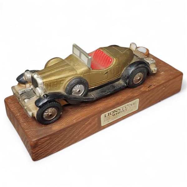 1978 Lionstone Whiskey "1931 Stutz Bearcat"  1/10 Pint Sculpted Porcelain Decanter - Empty - No Stop