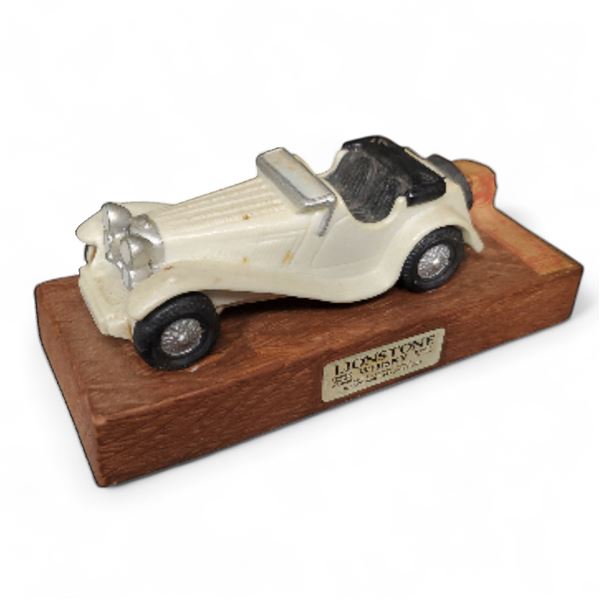 1978 Lionstone Whiskey "1936 Jaguar"  1/10 Pint Sculpted Porcelain Decanter - Empty