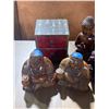 Image 2 : 4 Asian Carved Buddha Figures and 1 Oriental Chest