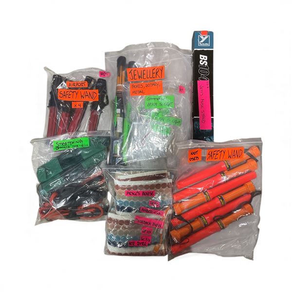 4 Set of Golf Alignment Sticks, 10 Traffic Wands, Stretching Bands & Mixed Gloves
