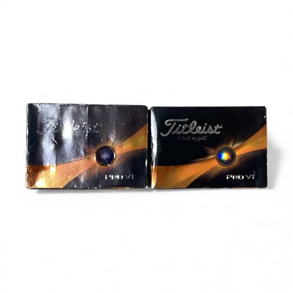 Brand New - 2 Boxes Titleist Pro V1 Golf Balls - RV: $ 150 CAD