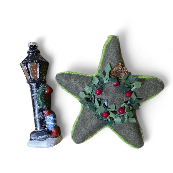 24 Pcs Orn Vintage 5.7" Lamp Post and 16 Pcs Orn Green Star 6.75" (Christmas Forever - XM-MN2137/XM-