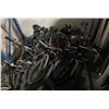 Image 1 : Mixed Group of 8 Mountain and Hybrid Bikes - Sold as-is