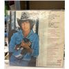 Image 2 : Mac Davis - Texas In My Rear View Mirror Signed Autographed Vinyl LP (1980)