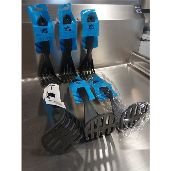 GROUP OF 6 9" JOHNSON ROSE POLY MASHERS