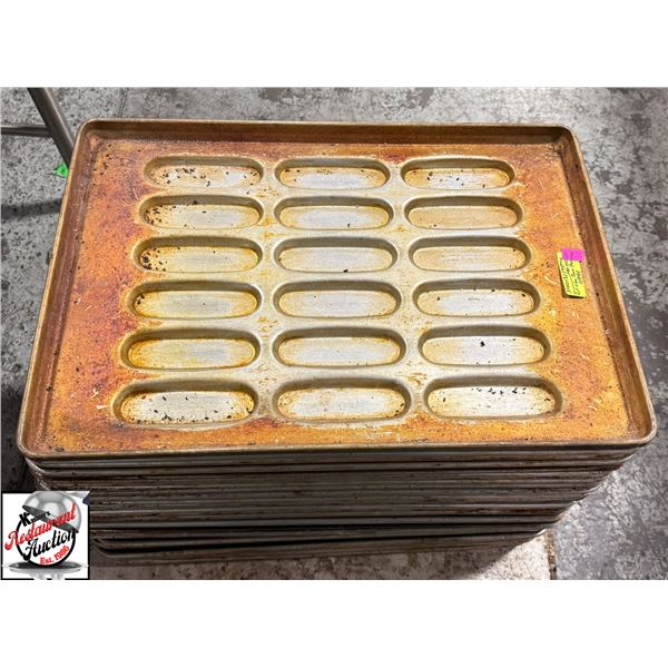 APPROX 40 ASSORTED FULL SIZE BUN PANS