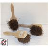 Image 1 : 3 NEW WINCO 10" POT BRUSHES