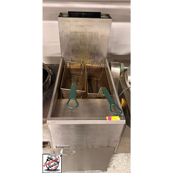 PITCO 35 - 40LBS NATURAL GAS DEEP FRYER