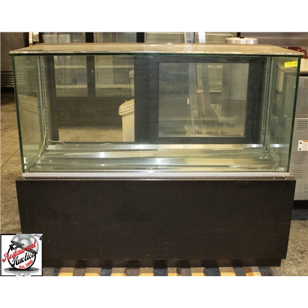 60" REFRIGERATED GLASS DISPLAY CASE