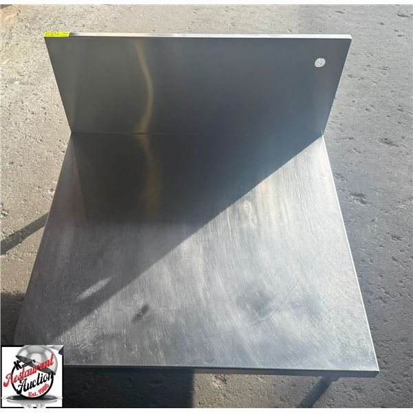 30" X 32" X 8.5" STAINLESS STEEL EQUIPMENT STAND
