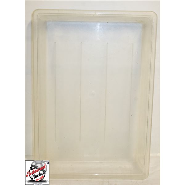 16 CAMBRO 18" X 26" X 3" POLYCARB STORAGE BINS