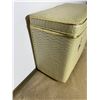 Image 3 : Vintage Laundry Hamper