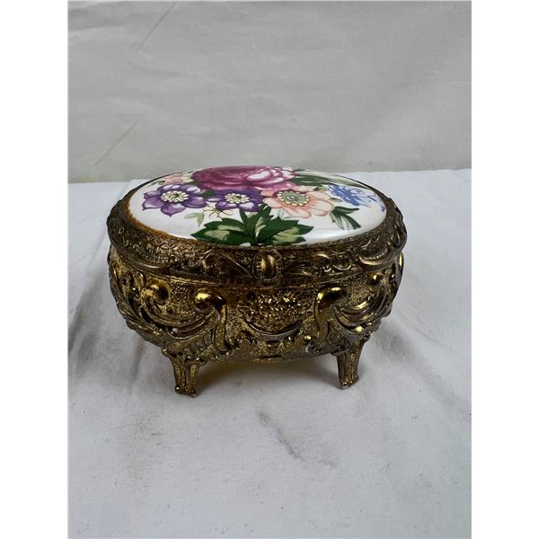 Klassen Ornate Jewelry Box
