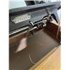 Image 4 : Vintage Pfaff Klassen 30 u. Sewing Machine Table