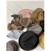 Image 4 : Vintage Men & Women's Hats