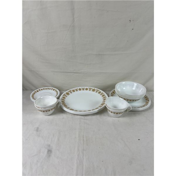 Vintage Corelle "Butterfly Gold" Dish set