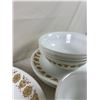 Image 4 : Vintage Corelle "Butterfly Gold" Dish set