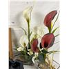 Image 6 : Floral Home Decor
