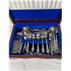Image 7 : Oneida Stainless Cutlery Set