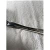 Image 9 : Oneida Stainless Cutlery Set