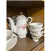 Image 4 : WestVille Fine China Set