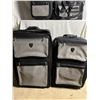 Image 2 : Heys Luggage Set