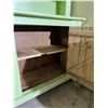 Image 4 : Green Country Cabinet