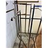 Image 5 : Commercial Clothing Rack