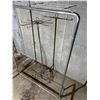 Image 3 : Wire Style Commercial Clothing Racks