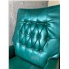 Image 3 : Vintage Vinyl Recliner