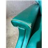 Image 7 : Vintage Vinyl Recliner
