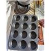 Image 6 : Assorted Kitchen Bakeware