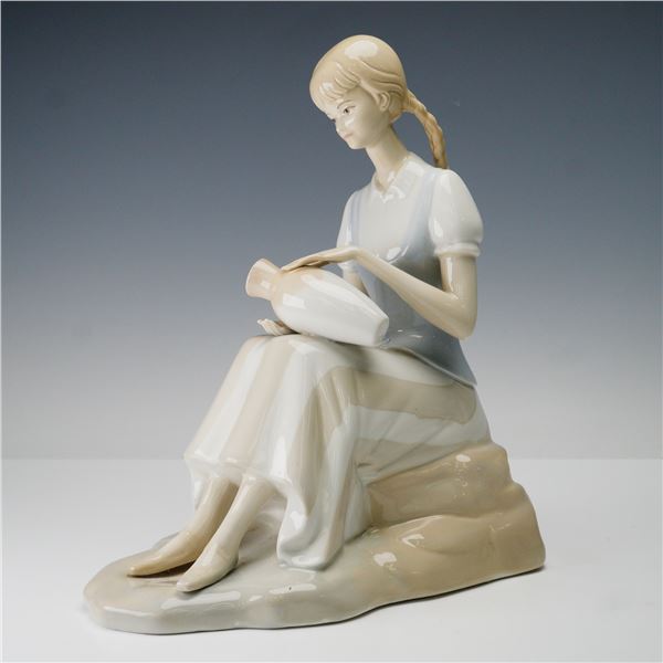 Porceval Spain Porcelain Figurine, Girl with Vase