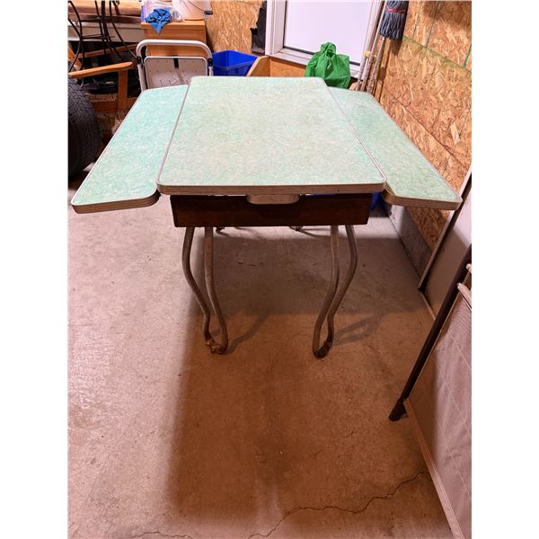 Vintage Green Formica Table with Expandable Side Leaves