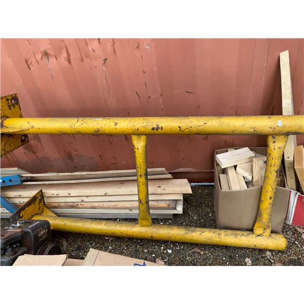 Heavy-Duty Industrial Safety Barrier Rail