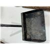Image 4 : Cast Iron Piece & Metal Ash shovel